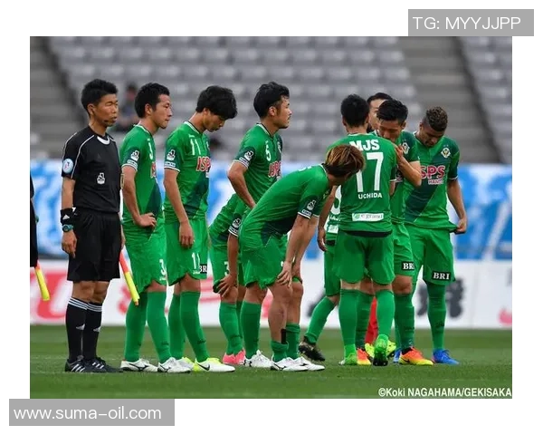 东京绿茵与泽维的激烈对决揭示足球战术与团队协作的完美结合