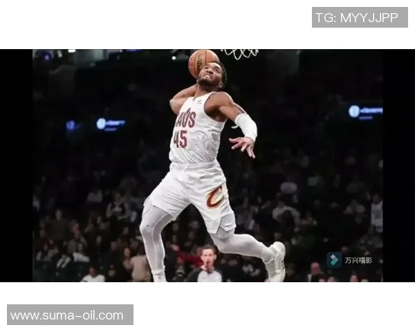 多诺万米切尔的传奇之路:从新秀到全明星的蜕变与挑战 多诺万米切尔的传奇之路:从新秀到全明星的蜕变与挑战