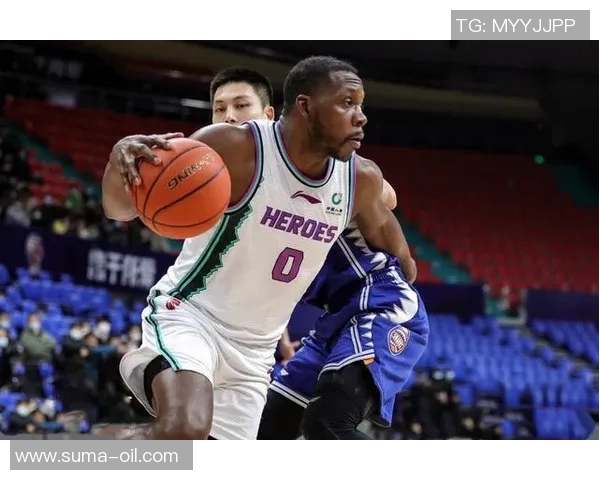 昆卡与富明尼斯激战正酣谁能在这场较量中笑到最后